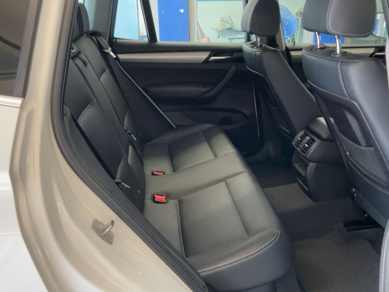 BMW X3 xDrive 20d 2012 – снимка 19