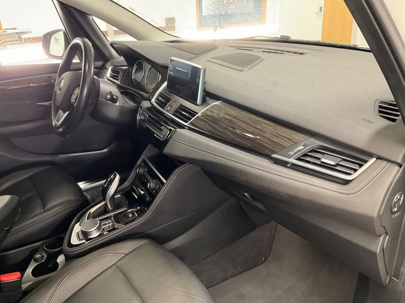 BMW 2er 218d Active Tourer Luxury Line 2018 – снимка 29