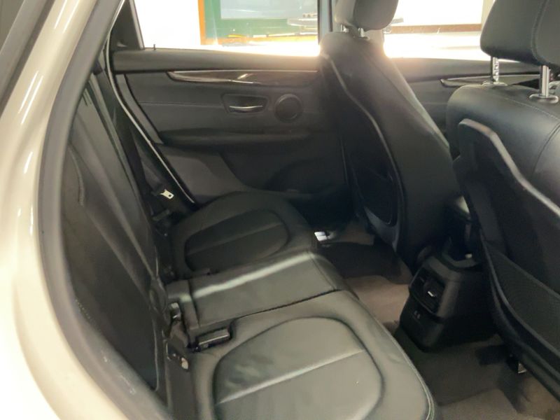 BMW 2er 218d Active Tourer Luxury Line 2018 – снимка 20