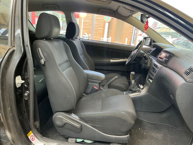 Toyota Corolla 1.6 Compact 2004 – снимка 3