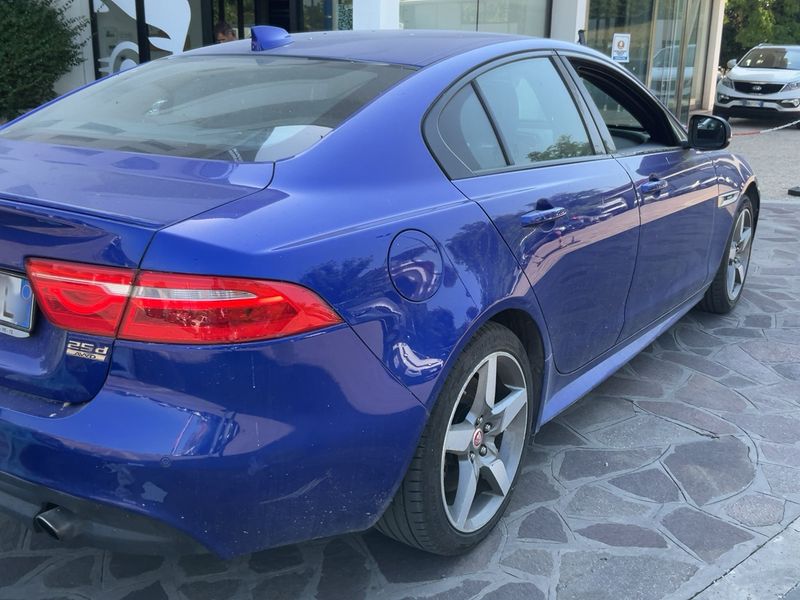 Jaguar XE 25d R-Sport AWD 2017 – снимка 8
