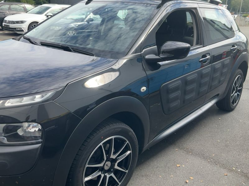 Citroen C4 Cactus 1.6 Blue-HDi Feel 2016 – снимка 2