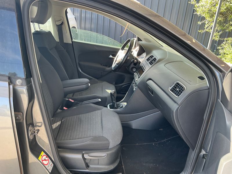 Volkswagen Polo 1.6 TDI Comfortline 2009 – снимка 3
