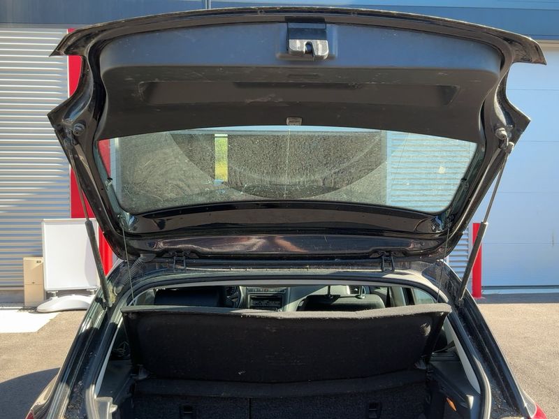 Volkswagen Polo 1.6 TDI Comfortline 2011 – снимка 15