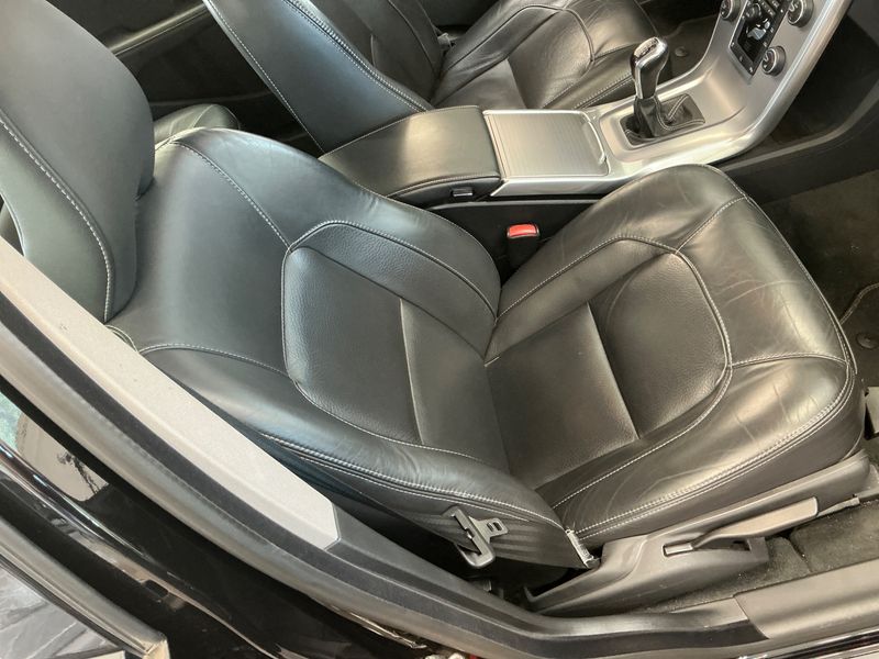 Volvo V70 2.0 D3 Linje Svart 2016 – снимка 26