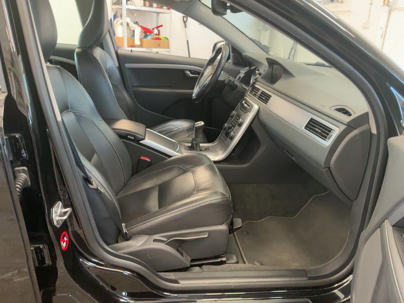Volvo V70 2.0 D3 Linje Svart 2016 – снимка 17