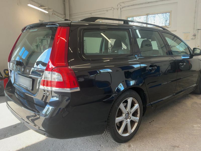 Volvo V70 2.0 D3 Linje Svart 2016 – снимка 8