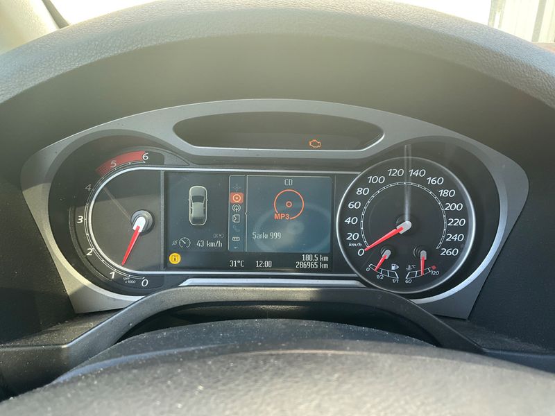 Ford Galaxy 2.2 TDCi Titanium 2009 – снимка 4