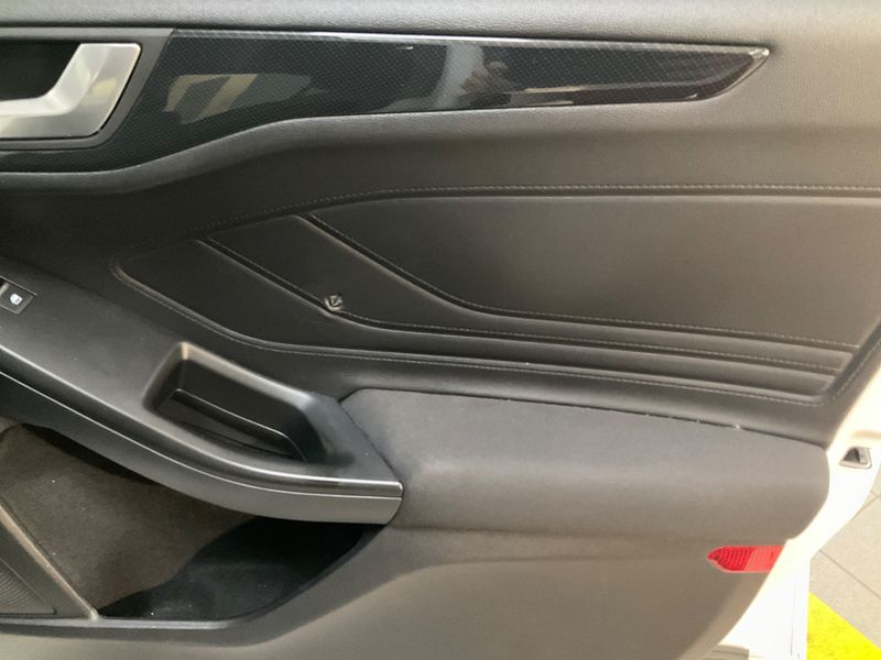 Ford Focus 1.0 EcoBoost ST-Line 2019 – снимка 25