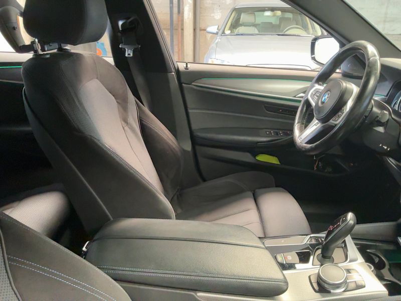 BMW 5er 520d M Sport 2017 – снимка 16