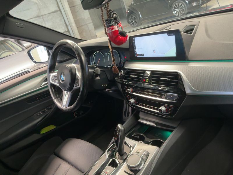 BMW 5er 520d M Sport 2017 – снимка 17