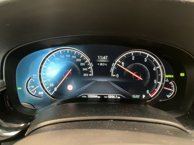 BMW 5er 520d M Sport 2017 – снимка 18