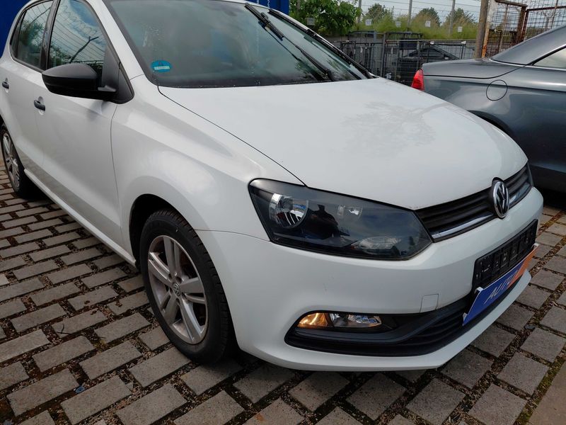 Volkswagen Polo 1.0 Trendline 2014 – снимка 6