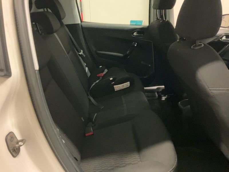 Peugeot 208 1.6 Blue-HDi Active 2016 – снимка 19