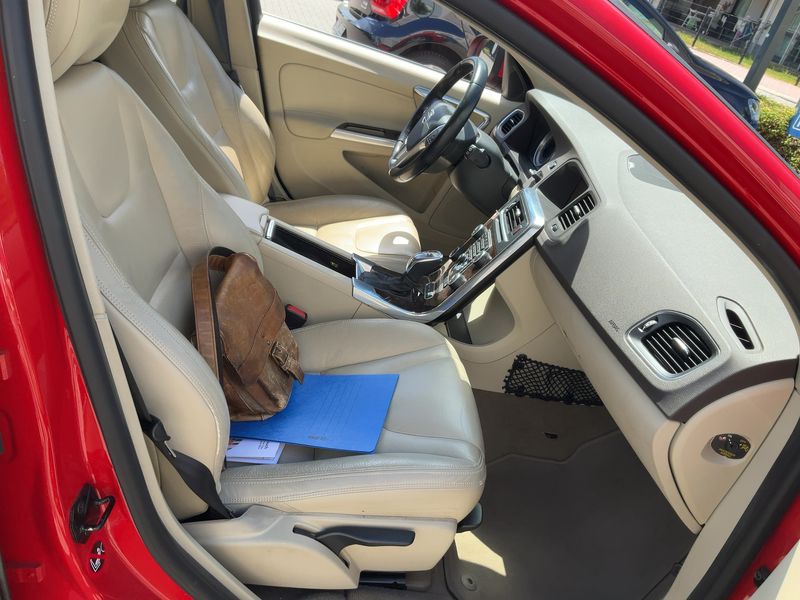 Volvo V60 2.4 D5 Summum AWD 2013 – снимка 17