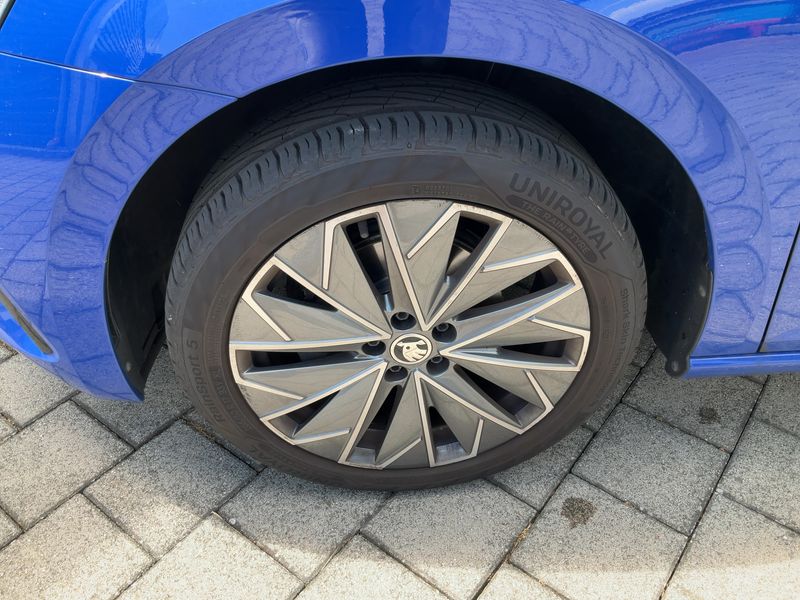 Skoda Scala 1.0 TSI Tour 2022 – снимка 3