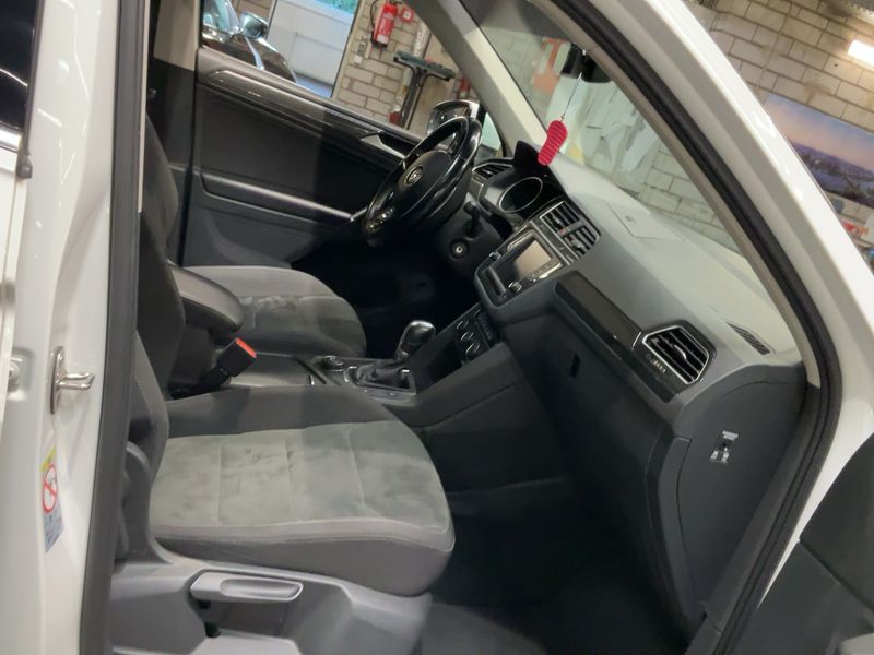Volkswagen Tiguan 2.0 TDI Highline 4Motion BlueMotion Tech 2017 – снимка 16