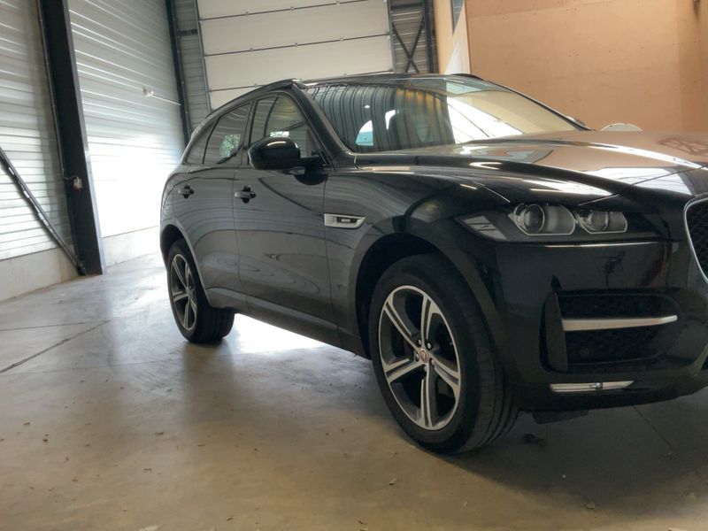 Jaguar F-Pace 25t R-Sport AWD 2020 – снимка 12