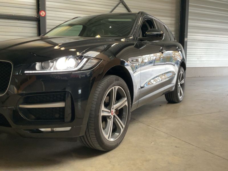 Jaguar F-Pace 25t R-Sport AWD 2020 – снимка 2
