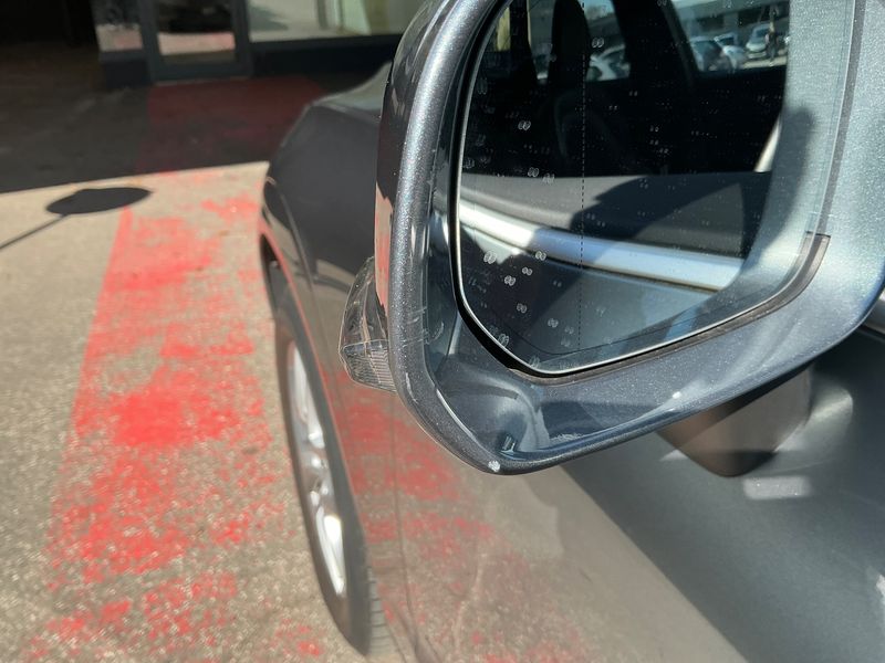 Volvo XC60 2.0 T4 R Design 2WD 2019 – снимка 38