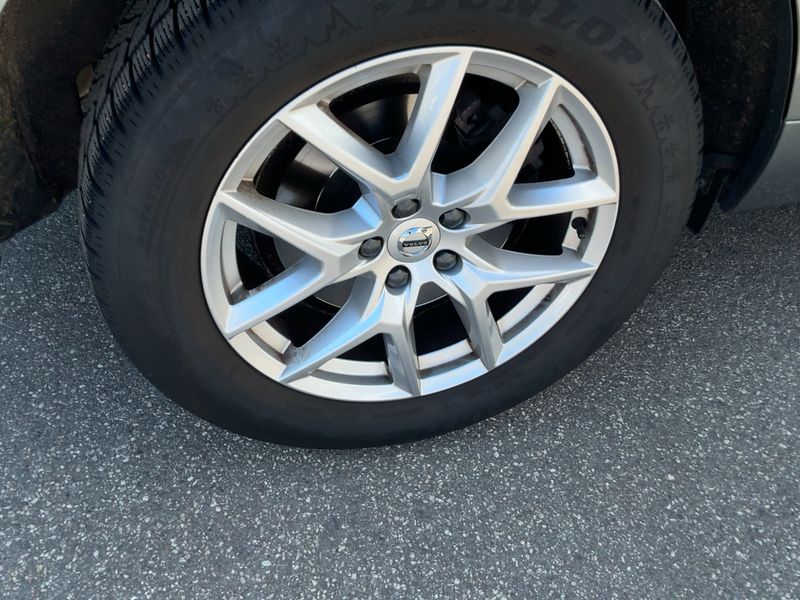 Volvo XC60 2.0 T4 R Design 2WD 2019 – снимка 9