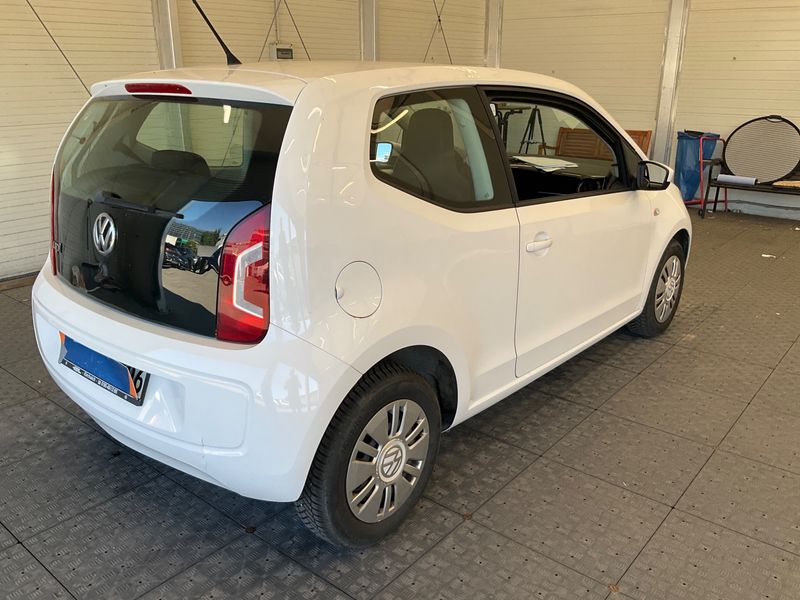 Volkswagen up! 1.0 Move up! 2016 – снимка 2