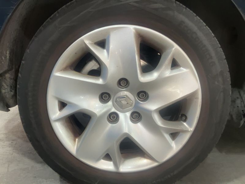 Renault Megane 1.6 Dynamique 2013 – снимка 9