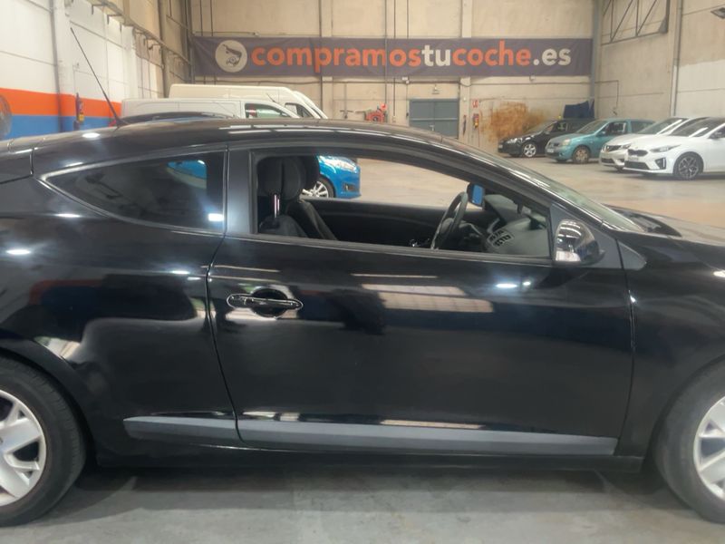 Renault Megane 1.6 Dynamique 2013 – снимка 10