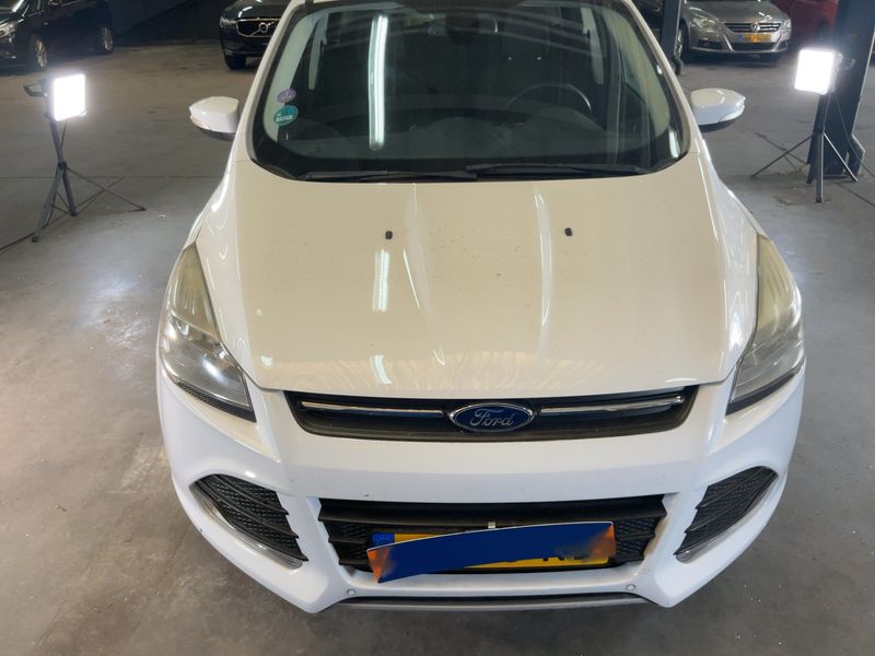 Ford Kuga 1.6 EcoBoost Trend 2014 – снимка 14