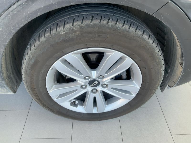 Kia Sportage 1.7 CRDi High Tech 2WD 2016 – снимка 11