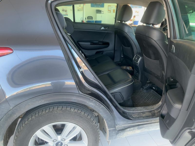 Kia Sportage 1.7 CRDi High Tech 2WD 2016 – снимка 19