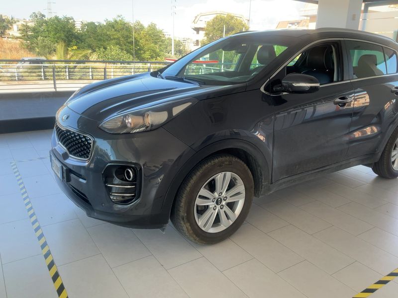 Kia Sportage 1.7 CRDi High Tech 2WD 2016 – снимка 2