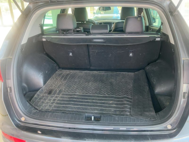 Kia Sportage 1.7 CRDi High Tech 2WD 2016 – снимка 15