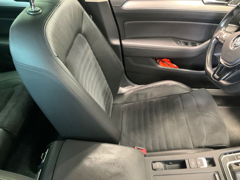 Volkswagen Passat 2.0 TDI Highline 4Motion BlueMotion Tech 2016 – снимка 22