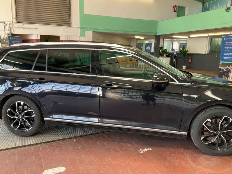Volkswagen Passat 2.0 TDI Highline 4Motion BlueMotion Tech 2016 – снимка 10