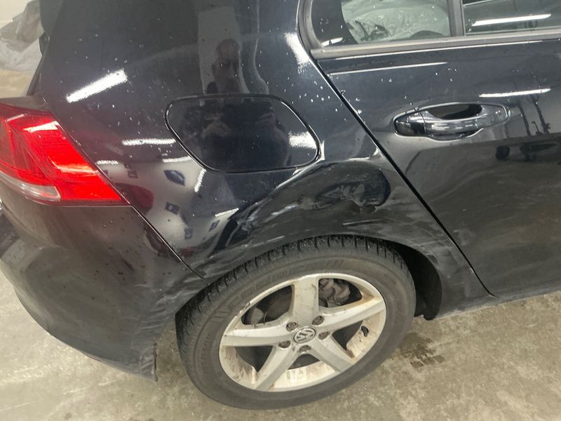 Volkswagen Golf VII 1.6 TDI Comfortline BlueMotion Tech 2014 – снимка на щета 29