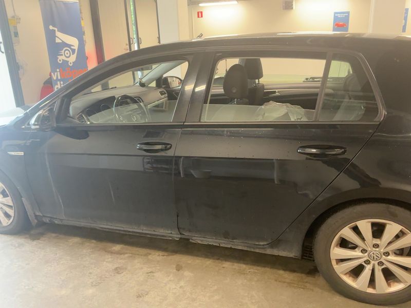 Volkswagen Golf VII 1.6 TDI Comfortline BlueMotion Tech 2014 – снимка на щета 4
