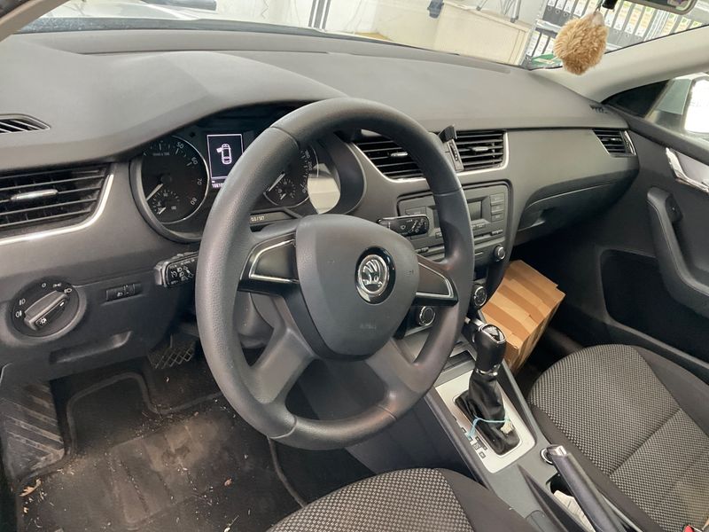 Skoda Octavia 1.2 TSI Ambition 2014 – снимка 46