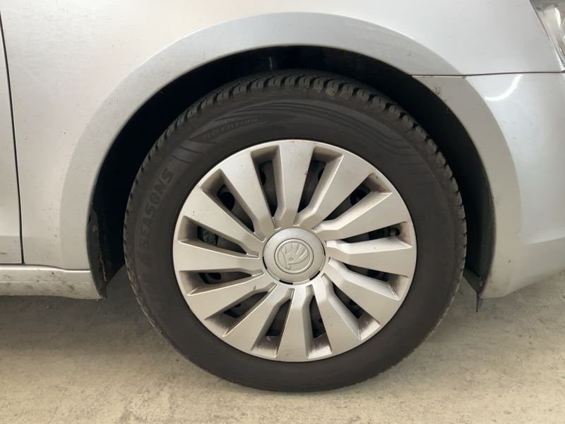 Skoda Octavia 1.2 TSI Ambition 2014 – снимка 11
