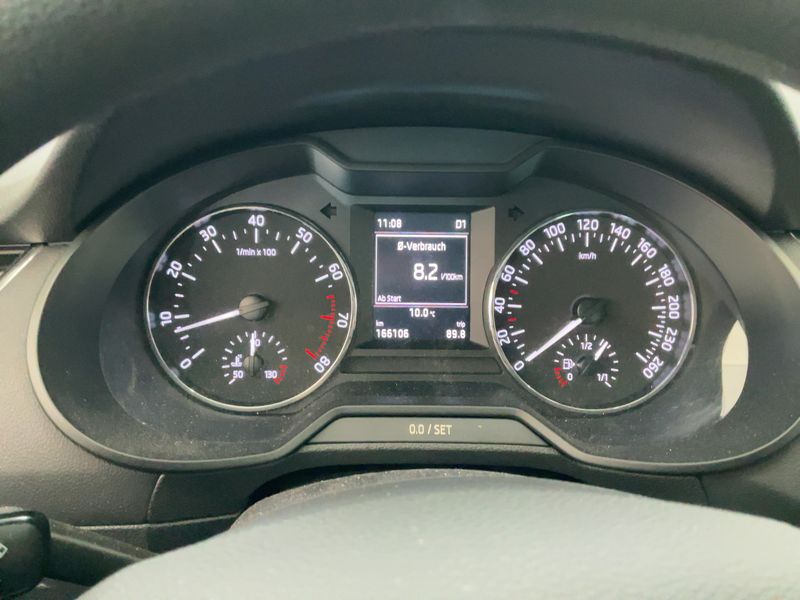 Skoda Octavia 1.2 TSI Ambition 2014 – снимка 18