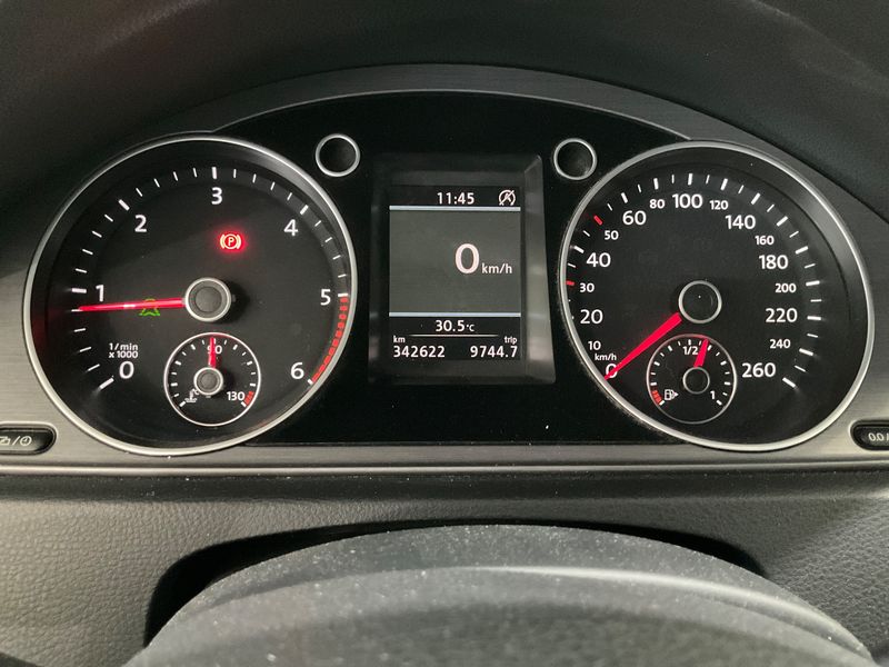 Volkswagen Passat 2.0 TDI Comfortline BlueMotion Tech 2013 – снимка 4