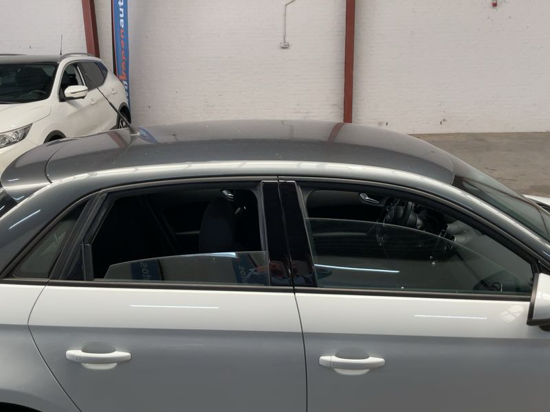 Audi A1 Sportback 1.6 TDI Attraction 2014 – снимка 13