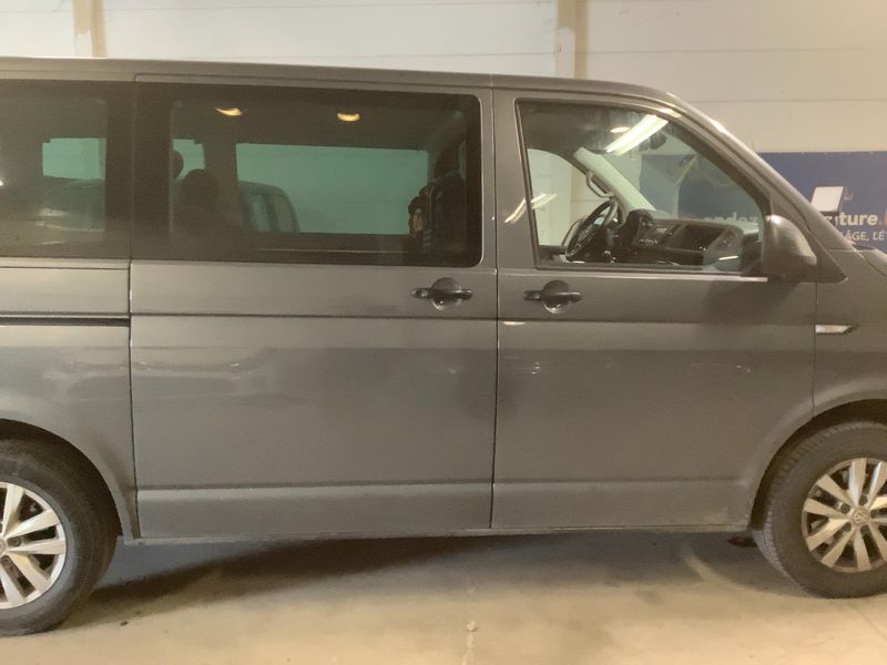 Volkswagen T6 Multivan 2.0 TDI Trendline 2017 – снимка 10