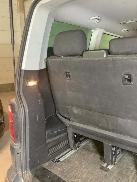 Volkswagen T6 Multivan 2.0 TDI Trendline 2017 – снимка 47