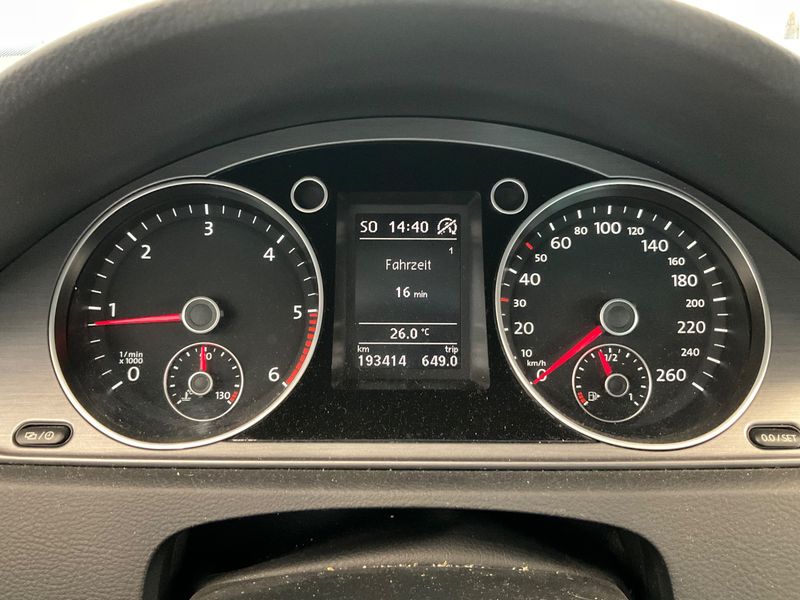 Volkswagen Passat 2.0 TDI Comfortline BlueMotion Tech 2014 – снимка 19