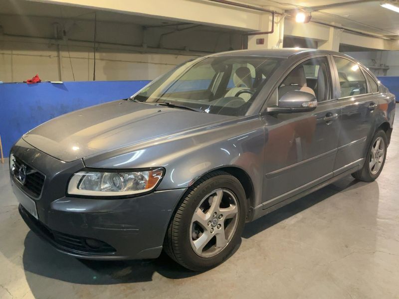 Volvo S40 2.0 D3 Business Edition 2012 – снимка 1