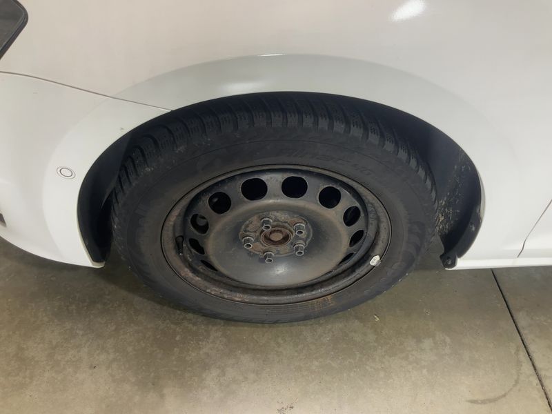 Volkswagen Golf VII 1.6 TDI Comfortline BlueMotion Tech 2014 – снимка 3