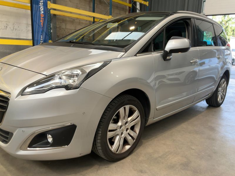Peugeot 5008 1.6 Blue-HDi Allure 2016 – снимка 2