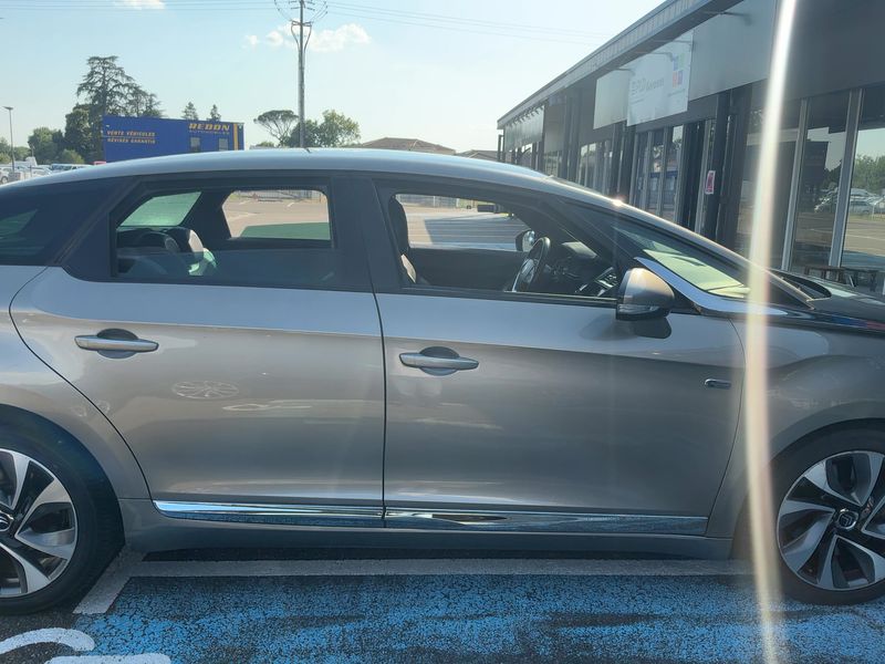 Citroen DS5 2.0 HDi Hybrid4 SoChic 2011 – снимка 10
