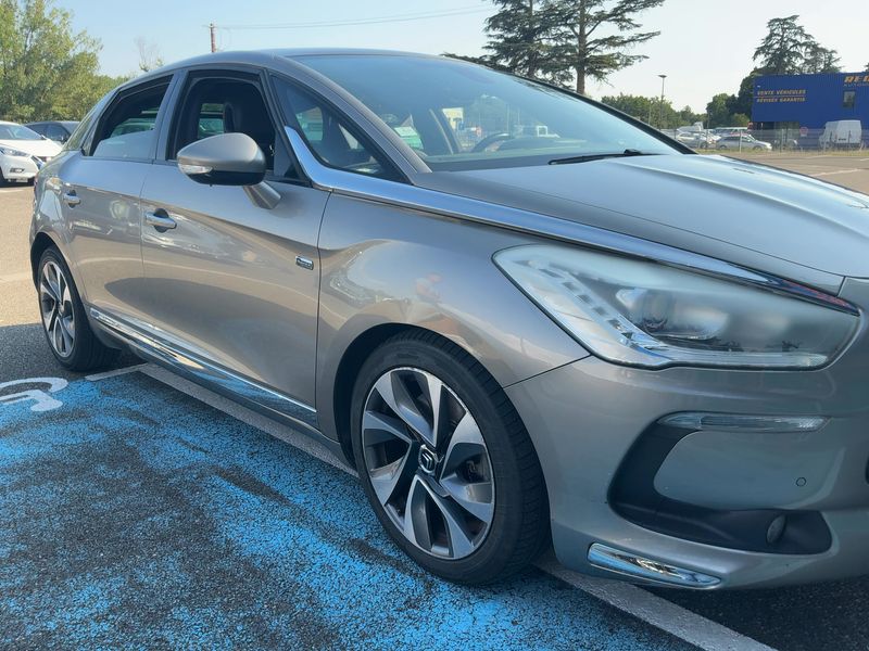 Citroen DS5 2.0 HDi Hybrid4 SoChic 2011 – снимка 12